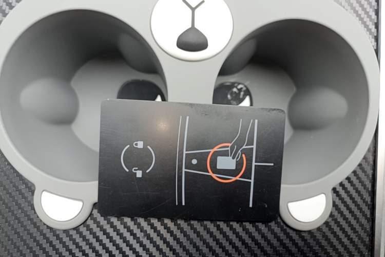 Used Tesla Model Y 2021 Long-Range All-Wheel-Drive Version 3D7 Vehicle Key
