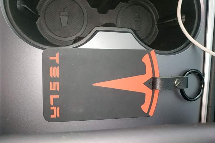 Used Tesla Model Y 2021 Standard Range Rear-Wheel Drive Version Vehicle Key