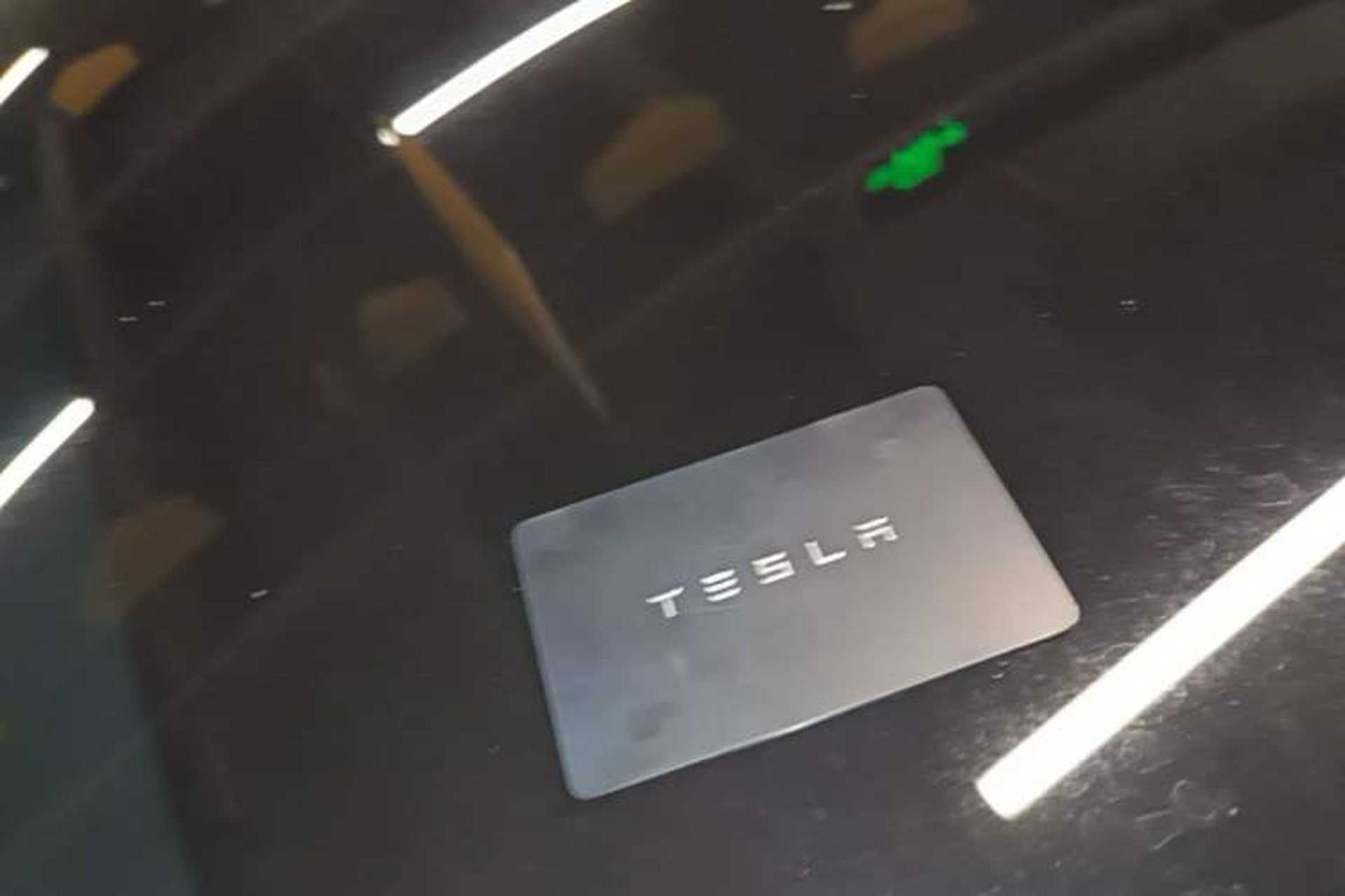 Used Tesla Model Y 2021 Standard Range Rear-Wheel Drive Version Vehicle Key