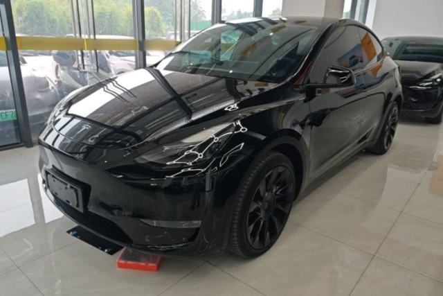 Used Tesla Model Y 2021 Long-Range All-Wheel-Drive Version 3D7