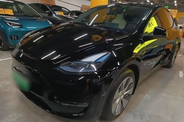 Used Tesla Model Y 2021 Standard Range Rear-Wheel Drive Version