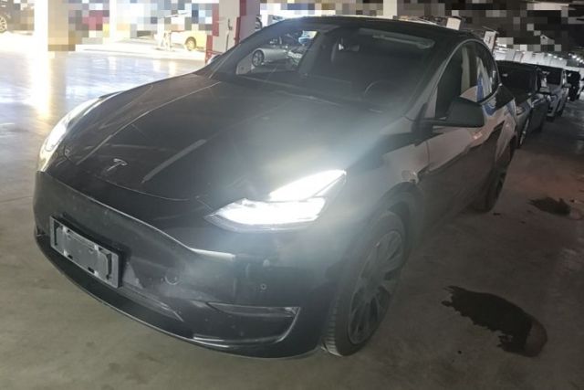 Used Tesla Model Y 2021 Standard Range Rear-Wheel Drive Version