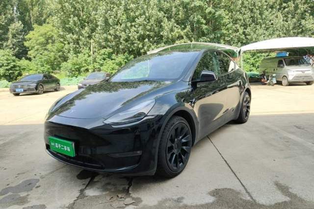 Used Tesla Model Y 2021 Long-Range All-Wheel-Drive Version