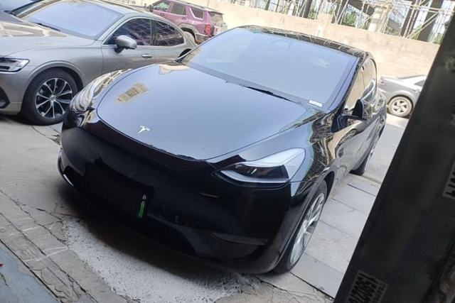 Used Tesla Model Y 2021 Standard Range Rear-Wheel Drive Version