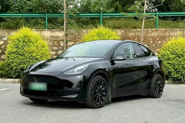 Used Tesla Model Y 2021 Standard Range Rear-Wheel Drive Version