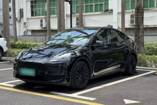 Used Tesla Model Y 2021 Standard Range Rear-Wheel Drive Version