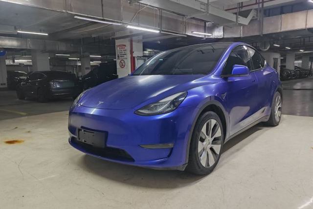 Used Tesla Model Y 2021 Long-Range All-Wheel-Drive Version 3D7