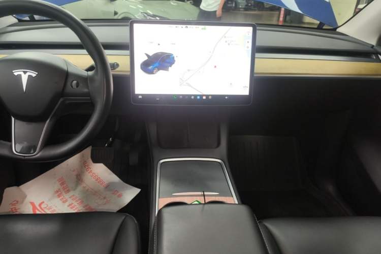 Used Tesla Model Y 2021 Standard Range Rear-Wheel Drive Version Audio And AC Panel