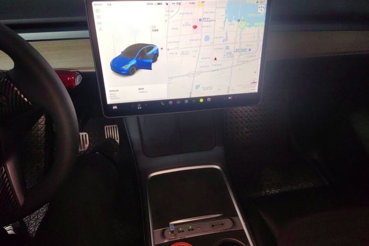 Used Tesla Model Y 2021 Long-Range All-Wheel-Drive Version 3D7 Audio And AC Panel