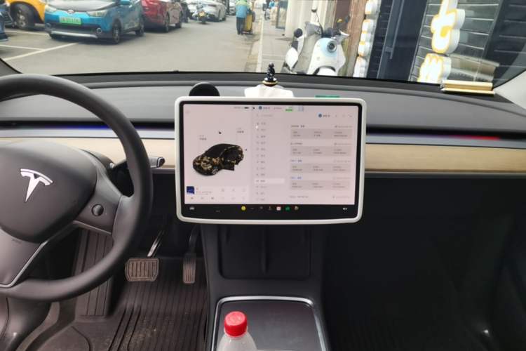 Used Tesla Model Y 2021 Standard Range Rear-Wheel Drive Version Audio And AC Panel