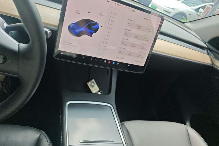 Used Tesla Model Y 2021 Standard Range Rear-Wheel Drive Version Audio And AC Panel