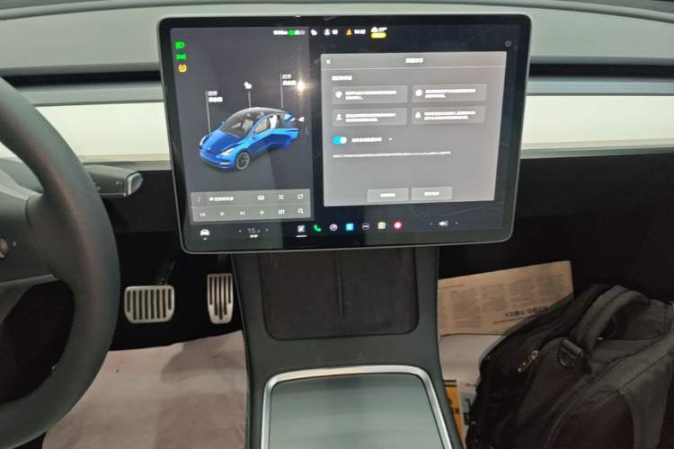 Used Tesla Model Y 2021 Long-Range All-Wheel-Drive Version 3D7 Audio And AC Panel