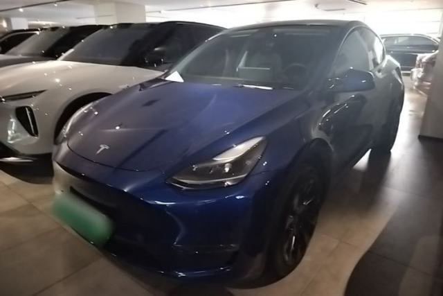 Used Tesla Model Y 2021 Long-Range All-Wheel-Drive Version