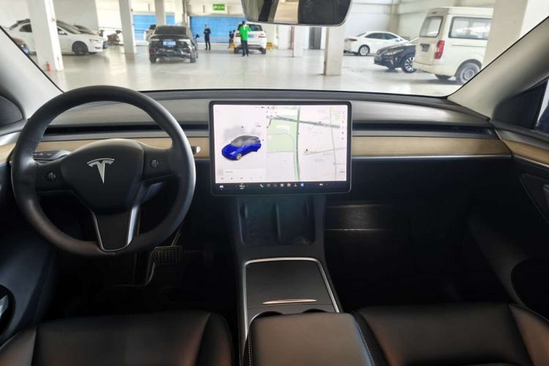 Used Tesla Model Y 2021 Long-Range All-Wheel-Drive Version 3D7 Center Console