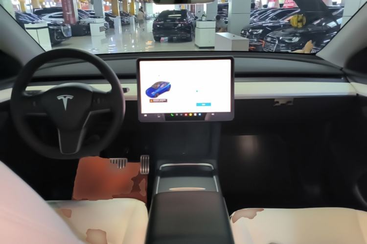 Used Tesla Model Y 2021 Performance High-Performance All-Wheel-Drive Version Center Console