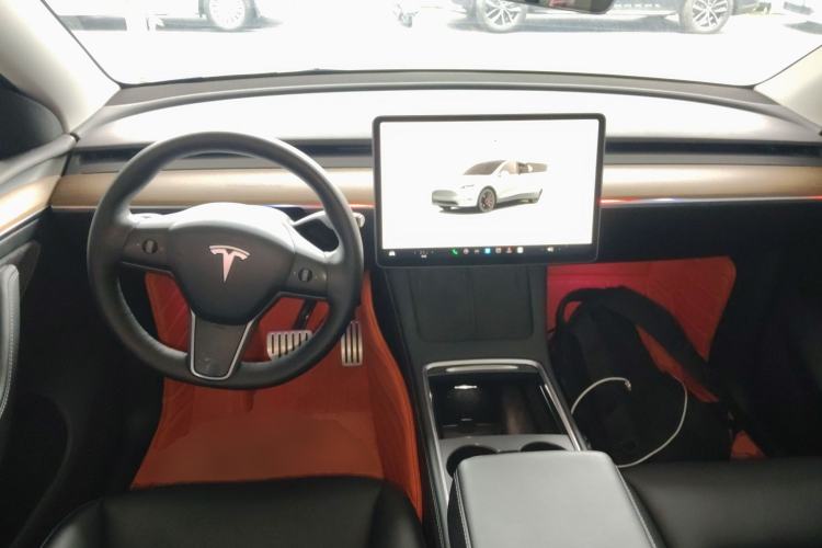 Used Tesla Model Y 2021 Performance High-Performance All-Wheel-Drive Version Center Console