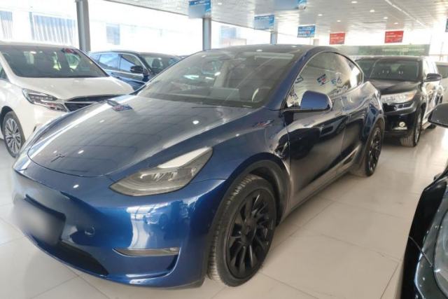 Used Tesla Model Y 2021 Long-Range All-Wheel-Drive Version