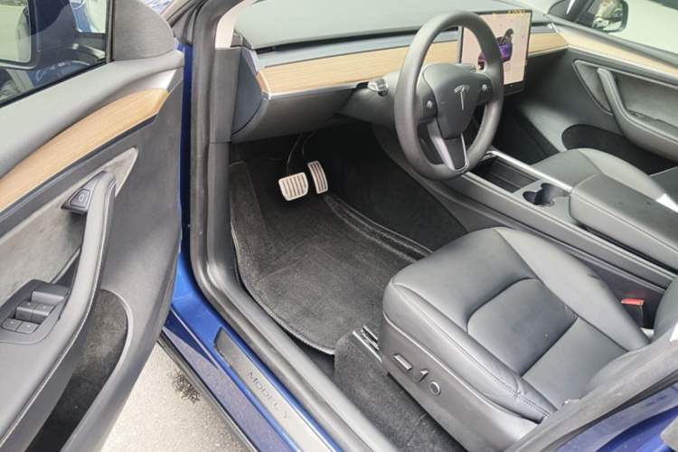 Used Tesla Model Y 2021 Performance High-Performance All-Wheel-Drive Version Driver Seat