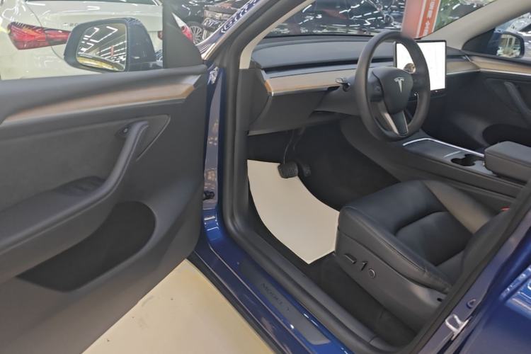 Used Tesla Model Y 2021 Standard Range Rear-Wheel Drive Version Driver Seat