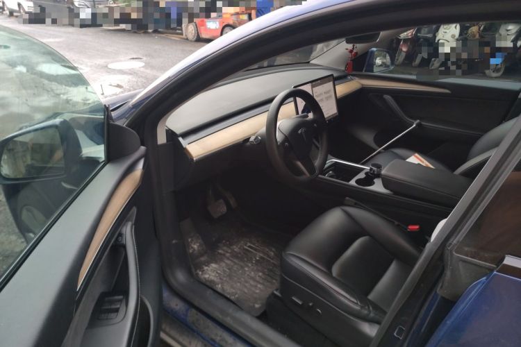Used Tesla Model Y 2021 Long-Range All-Wheel-Drive Version 3D7 Driver Seat