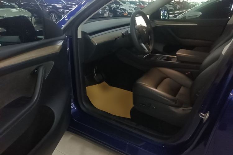 Used Tesla Model Y 2021 Standard Range Rear-Wheel Drive Version Driver Seat