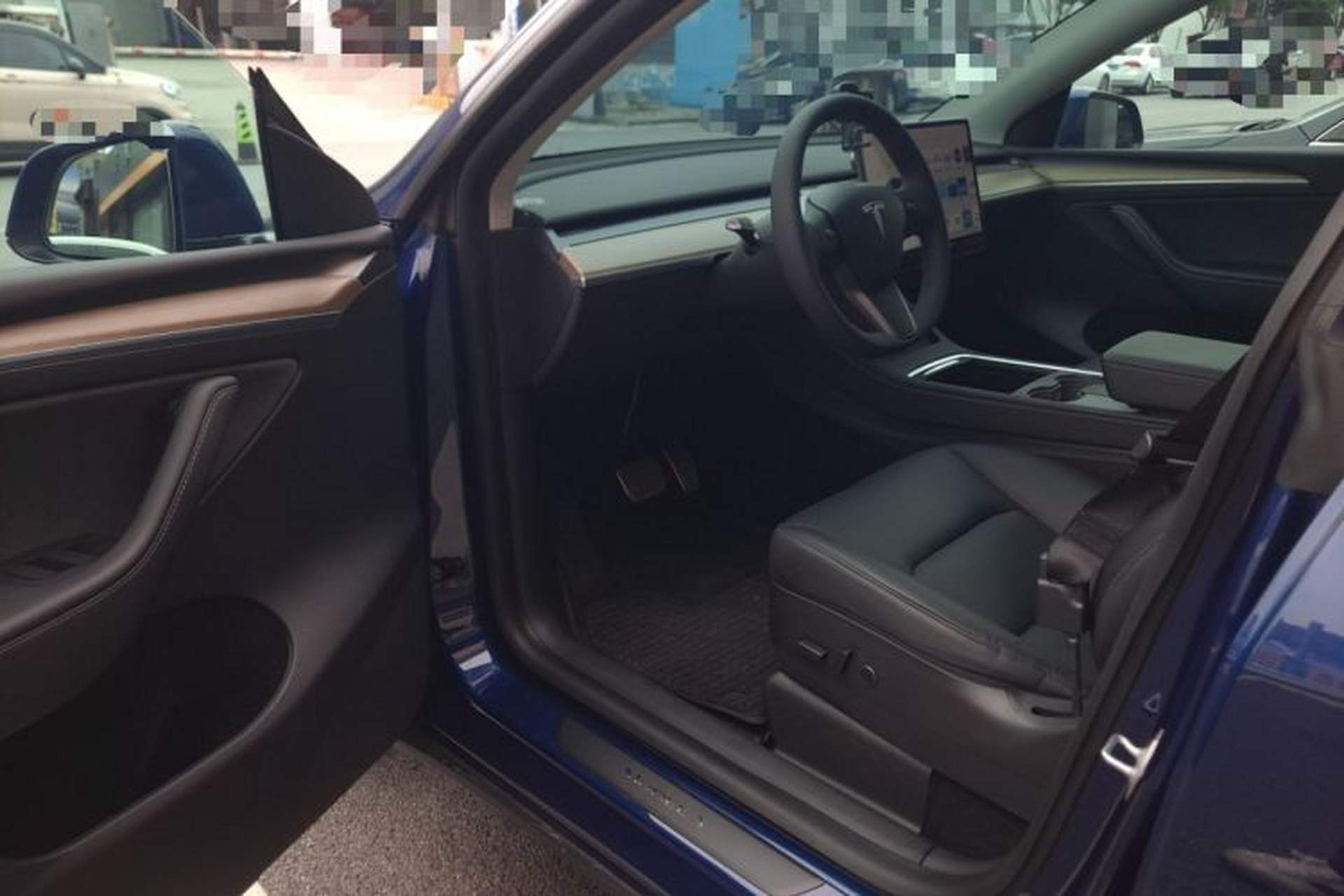 Used Tesla Model Y 2021 Standard Range Rear-Wheel Drive Version Driver Seat