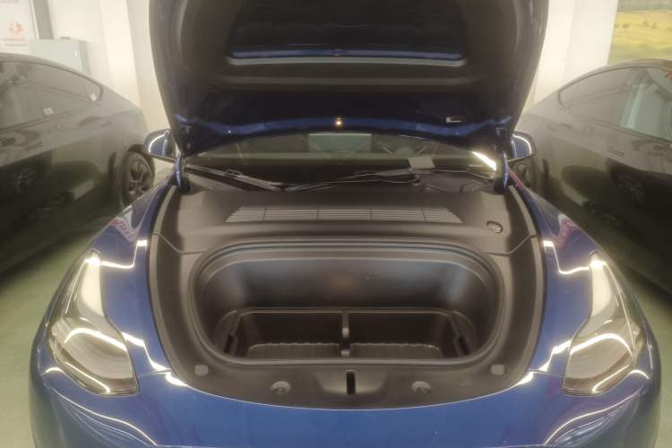 Used Tesla Model Y 2021 Standard Range Rear-Wheel Drive Version Engine Bay