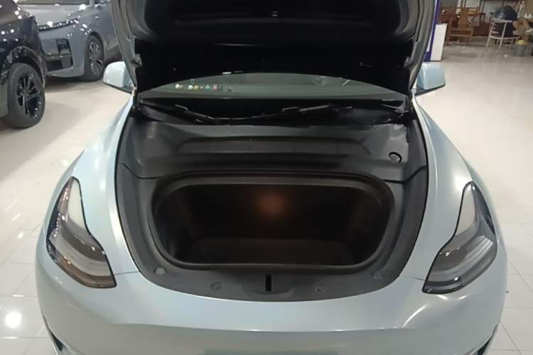 Used Tesla Model Y 2021 Standard Range Rear-Wheel Drive Version Engine Bay
