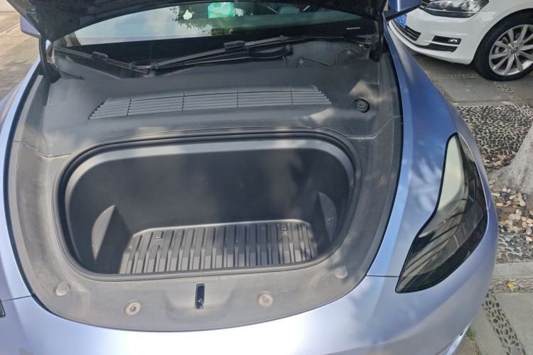 Used Tesla Model Y 2021 Standard Range Rear-Wheel Drive Version Engine Bay