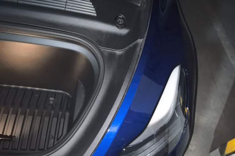 Used Tesla Model Y 2021 Standard Range Rear-Wheel Drive Version Engine Bay Left