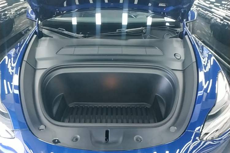 Used Tesla Model Y 2021 Long-Range All-Wheel-Drive Version 3D7 Engine Bay
