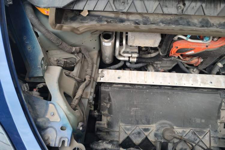 Used Tesla Model Y 2021 Long-Range All-Wheel-Drive Version 3D7 Engine Bay Right