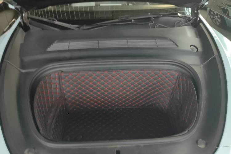 Used Tesla Model Y 2021 Standard Range Rear-Wheel Drive Version Engine Bay