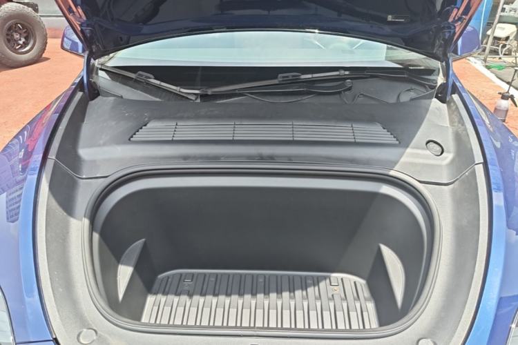Used Tesla Model Y 2021 Standard Range Rear-Wheel Drive Version Engine Bay