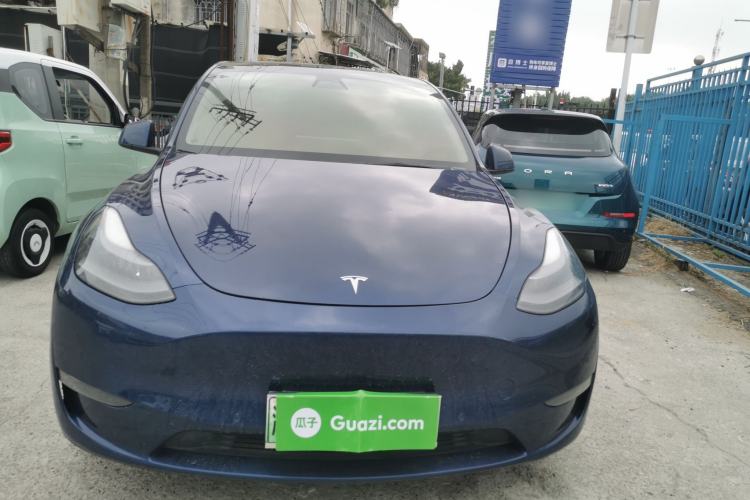 Used Tesla Model Y 2021 Long-Range All-Wheel-Drive Version Exterior 1