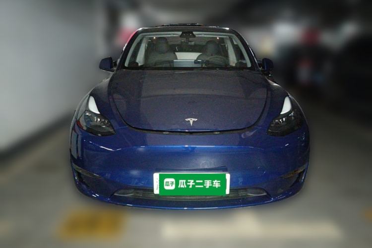 Used Tesla Model Y 2021 Long-Range All-Wheel-Drive Version 3D7 Exterior 1