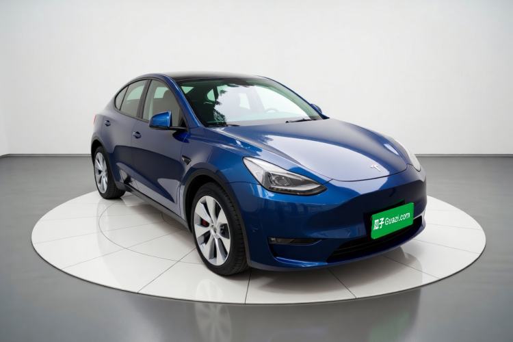 Used Tesla Model Y 2021 Long-Range All-Wheel-Drive Version Exterior 2