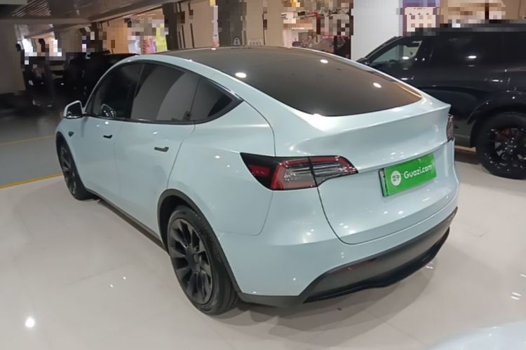 Used Tesla Model Y 2021 Standard Range Rear-Wheel Drive Version Exterior 2