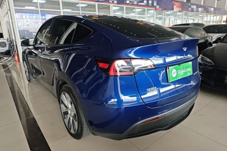 Used Tesla Model Y 2021 Standard Range Rear-Wheel Drive Version Exterior 2