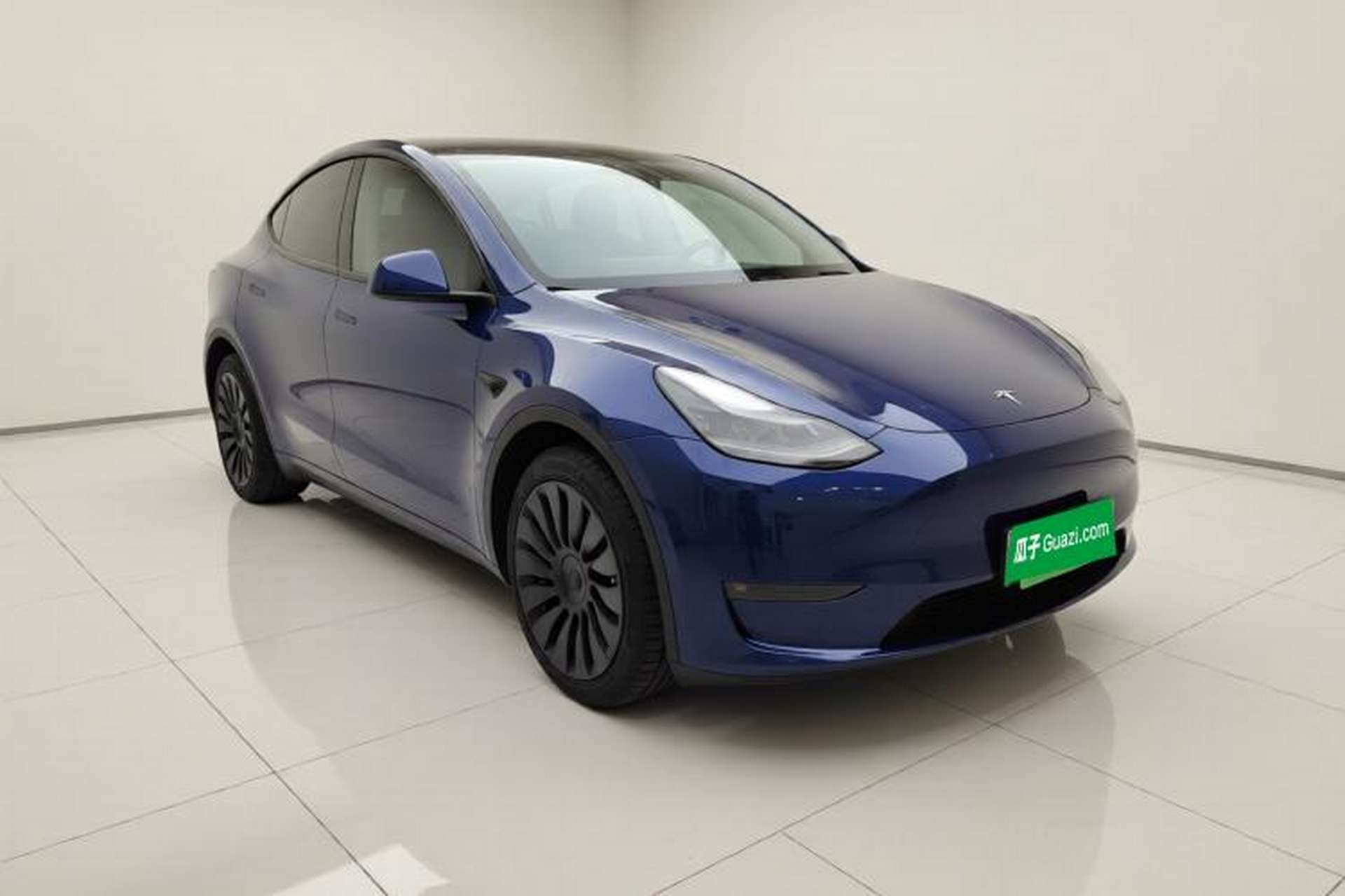 Used Tesla Model Y 2021 Standard Range Rear-Wheel Drive Version Exterior 2