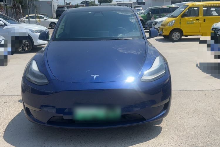 Used Tesla Model Y 2021 Long-Range All-Wheel-Drive Version Exterior 2