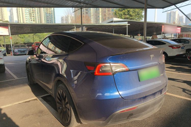 Used Tesla Model Y 2021 Standard Range Rear-Wheel Drive Version Exterior 2