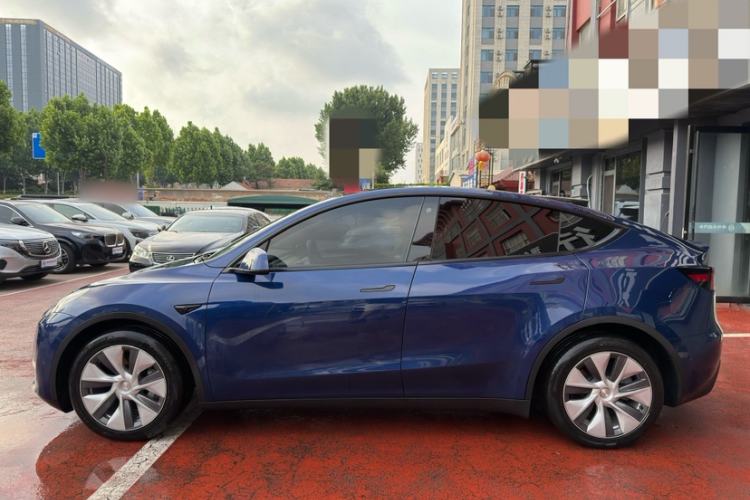 Used Tesla Model Y 2021 Standard Range Rear-Wheel Drive Version Exterior 2