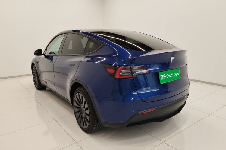Used Tesla Model Y 2021 Standard Range Rear-Wheel Drive Version Exterior 3