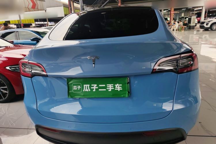 Used Tesla Model Y 2021 Long-Range All-Wheel-Drive Version Exterior 4