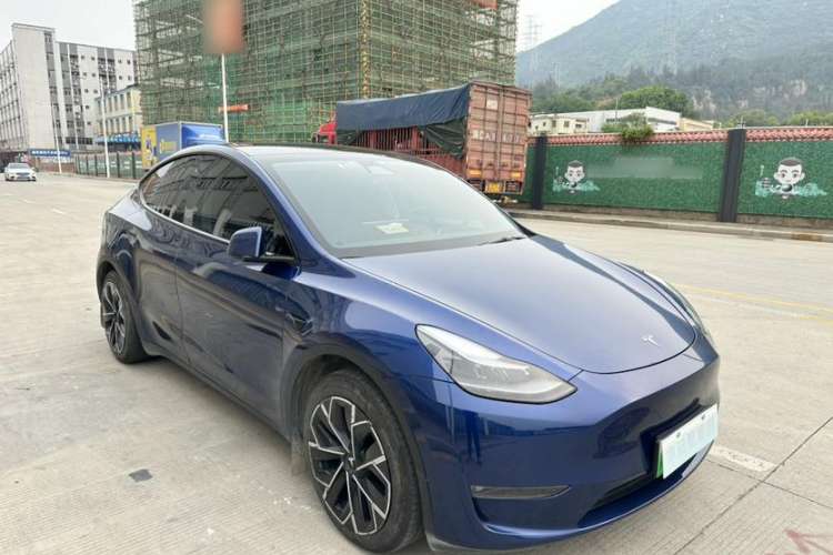 Used Tesla Model Y 2021 Standard Range Rear-Wheel Drive Version Exterior 5