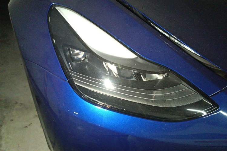 Used Tesla Model Y 2021 Long-Range All-Wheel-Drive Version 3D7 Exterior 6