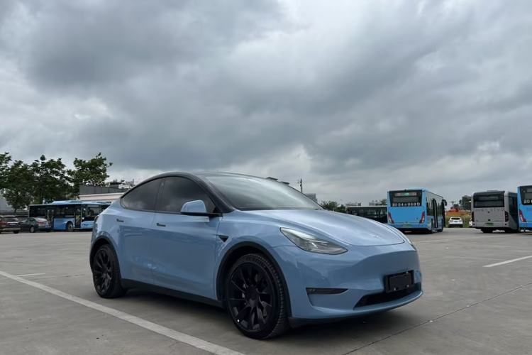 Used Tesla Model Y 2021 Long-Range All-Wheel-Drive Version 3D7 Exterior 7