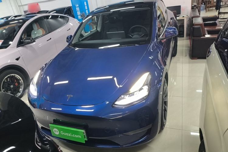 Used Tesla Model Y 2021 Long-Range All-Wheel-Drive Version 3D7 Front