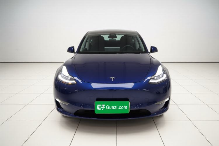 Used Tesla Model Y 2021 Long-Range All-Wheel-Drive Version 3D7 Front